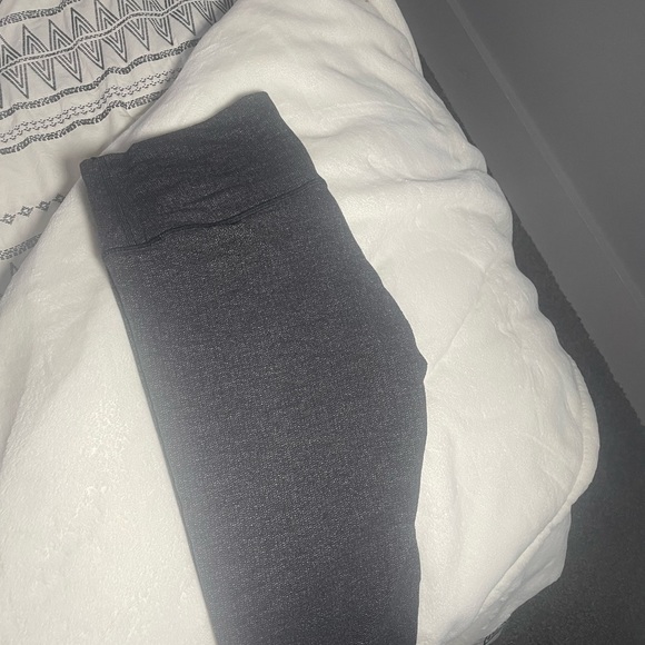 Gray lulu lemon leggings! - Picture 3 of 3